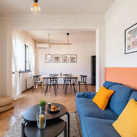 Appartement 1bd Absolute Center Luxury And Peaceful With Separate Kitchen *